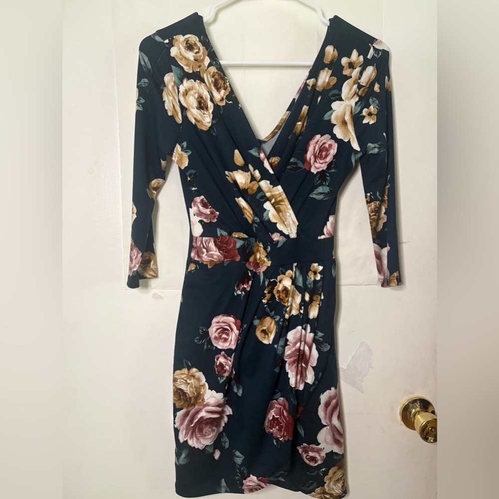 Iris Dark Green Floral V-Neck Long Sleeve Mini Dress